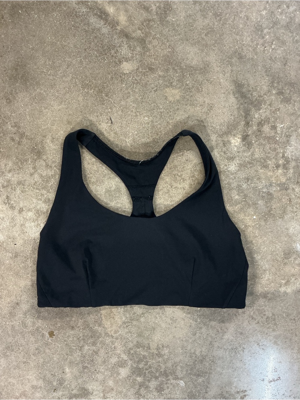 Lululemon Black Racerback Sports Bra Logo Band Medium Support Women’s Size 8